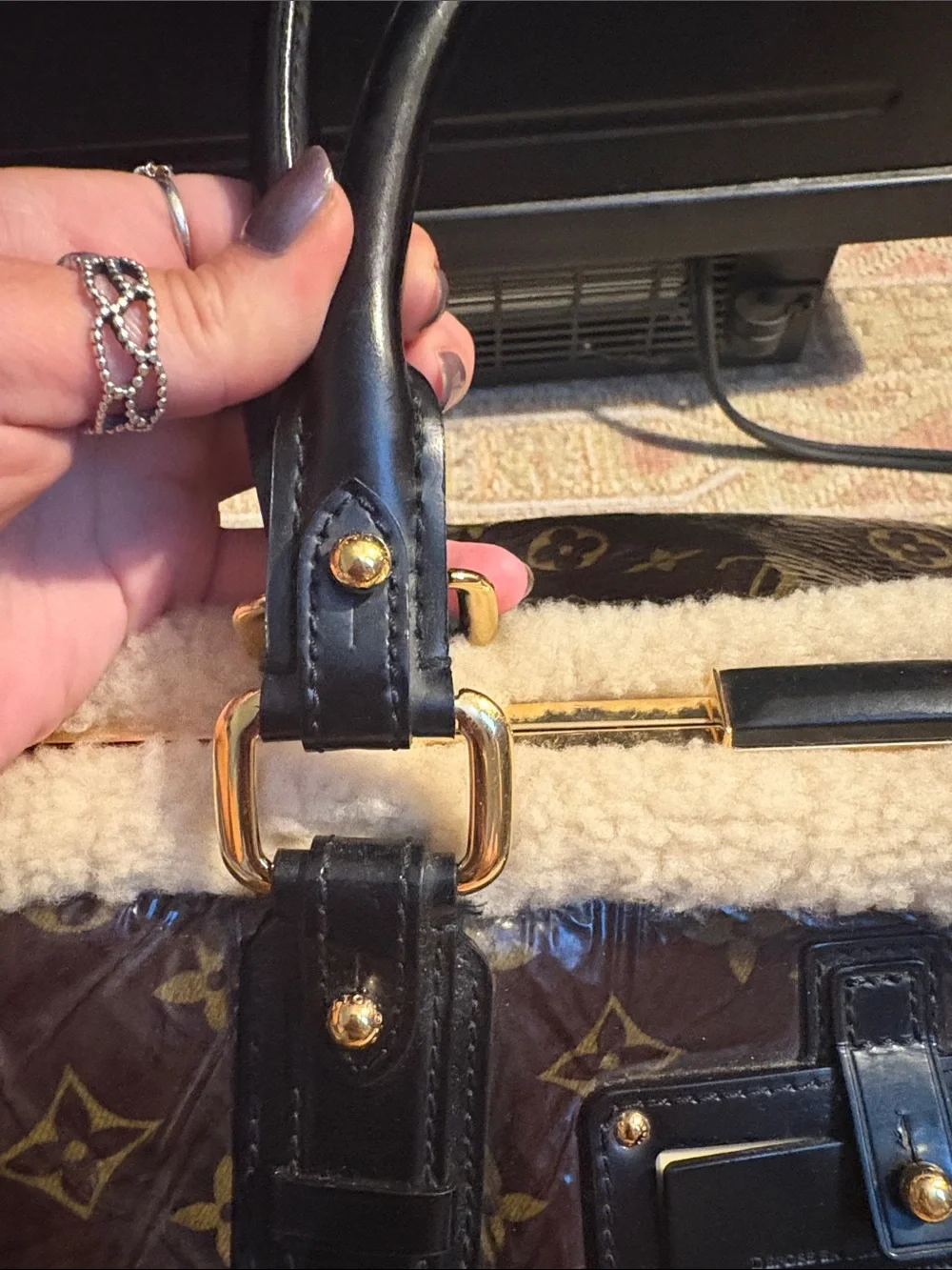 Louis Vuitton Brown Monogram Patent and Cream Shearling Trim Satchel - Picture 6 of 16